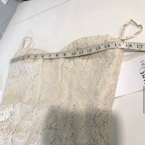 Fame and Partners Romantic rosettes long lace dress - Picture 10 of 16